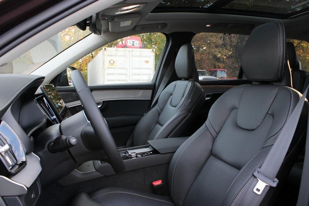 new 2026 Volvo XC90 car, priced at $75,950