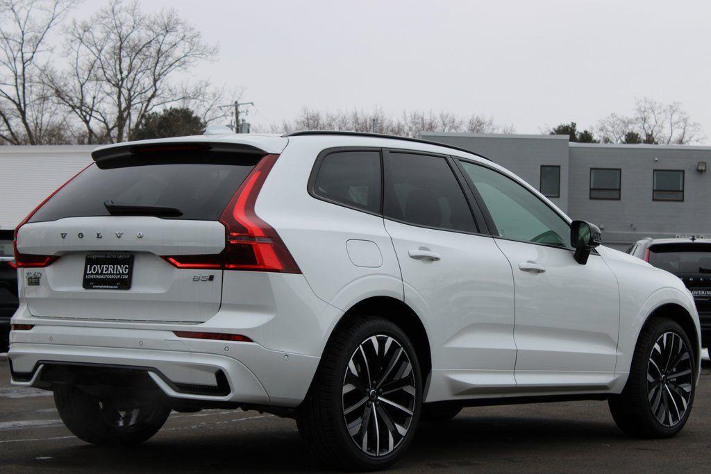 new 2026 Volvo XC60 car, priced at $63,935