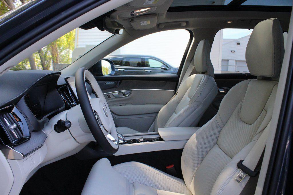 new 2026 Volvo XC90 car, priced at $75,155