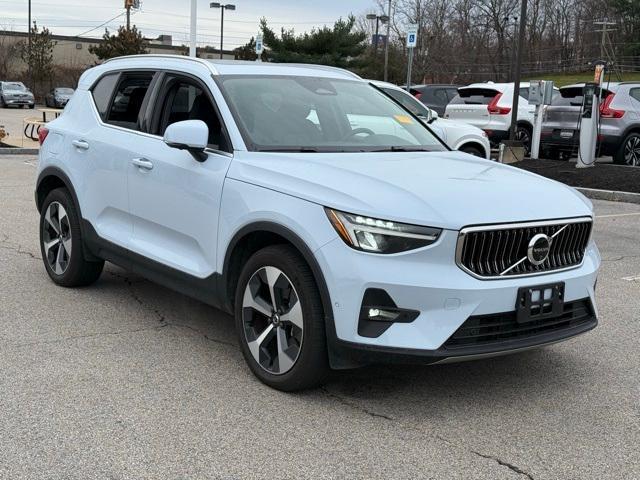 used 2025 Volvo XC40 car, priced at $31,505