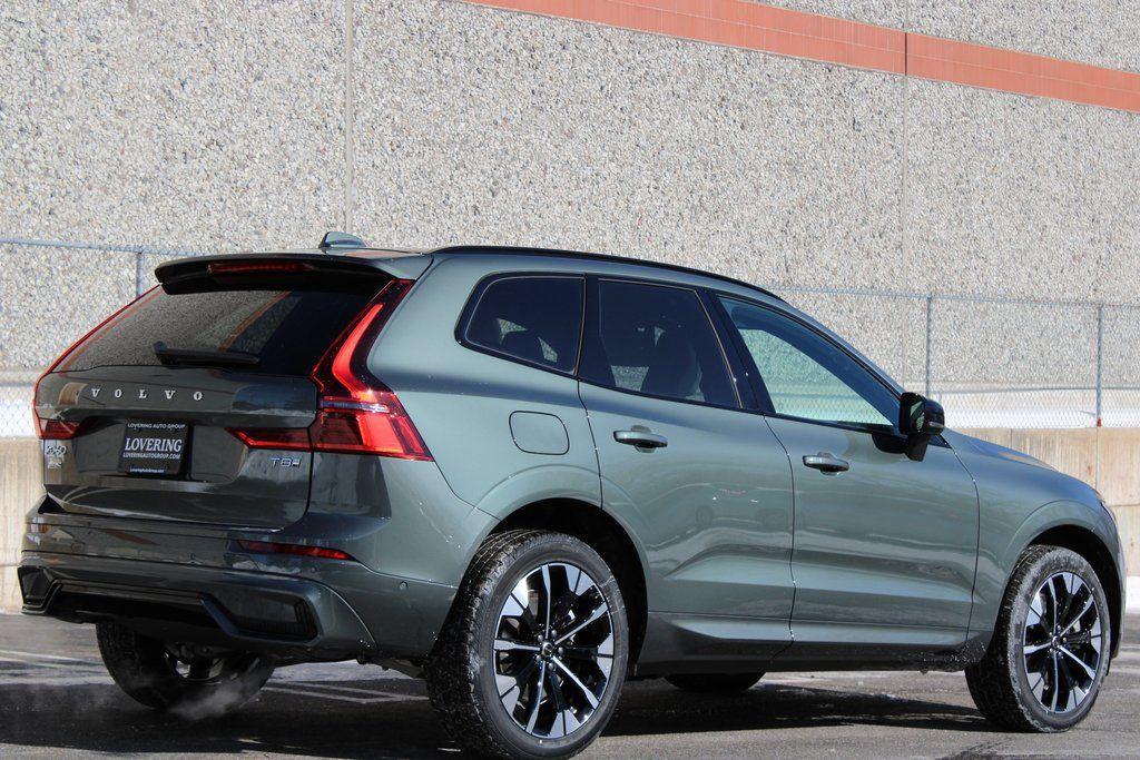 new 2026 Volvo XC60 Plug-In Hybrid car, priced at $70,590