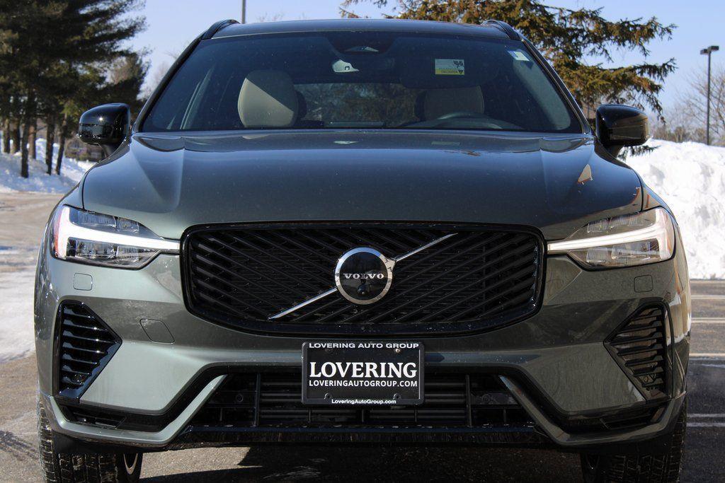 new 2026 Volvo XC60 Plug-In Hybrid car, priced at $70,590