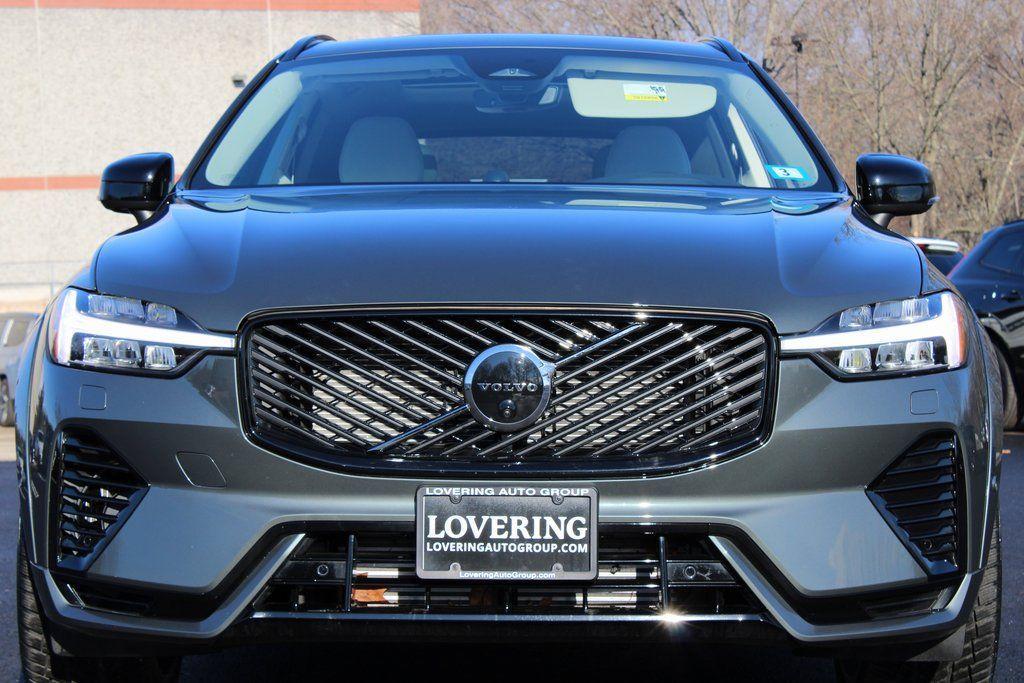new 2026 Volvo XC60 Plug-In Hybrid car, priced at $80,310