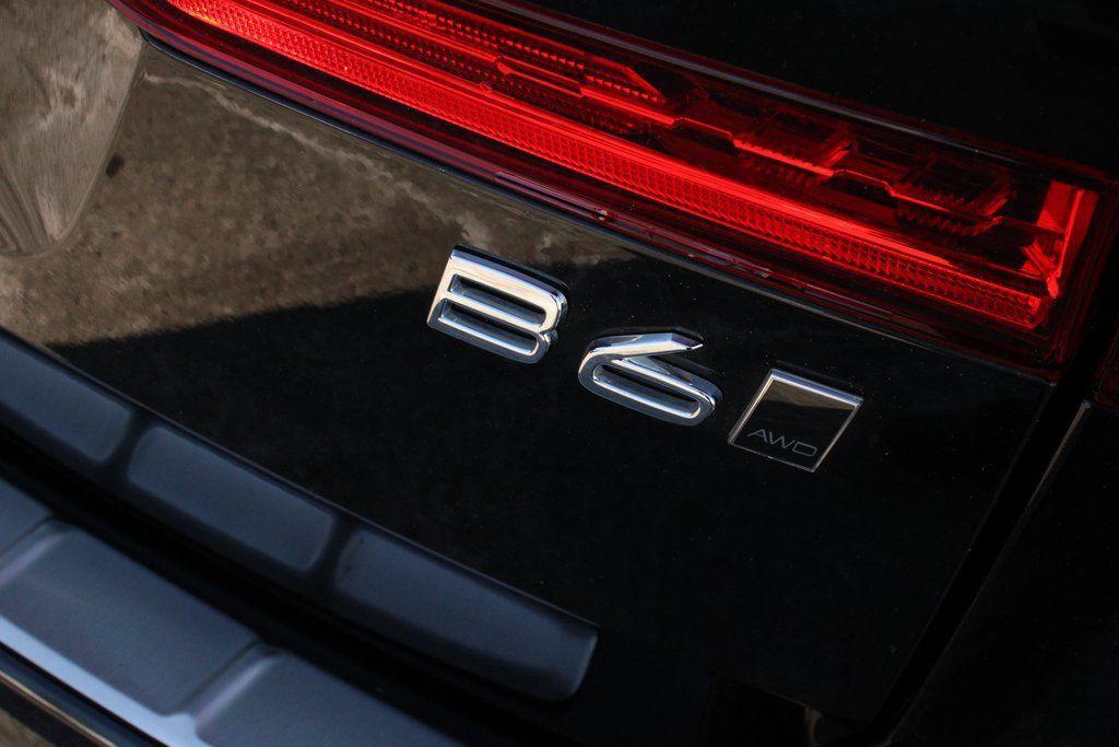 used 2023 Volvo XC60 car