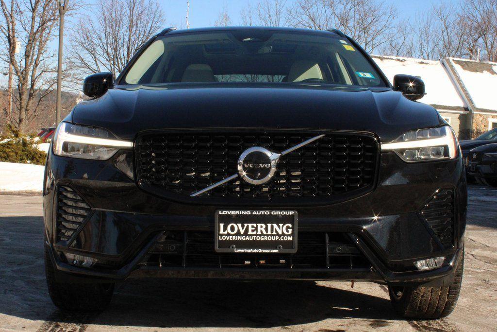 used 2023 Volvo XC60 car