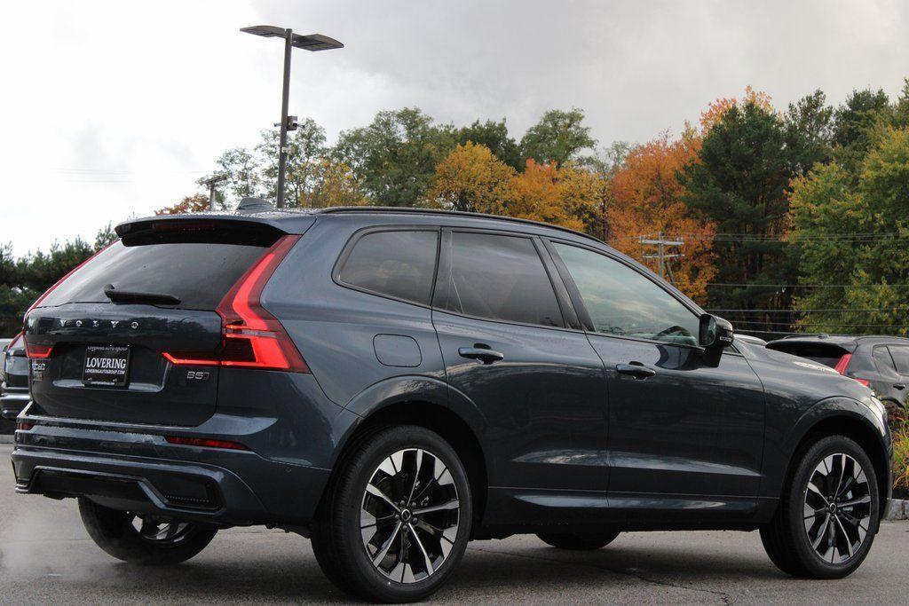 new 2026 Volvo XC60 car, priced at $57,985