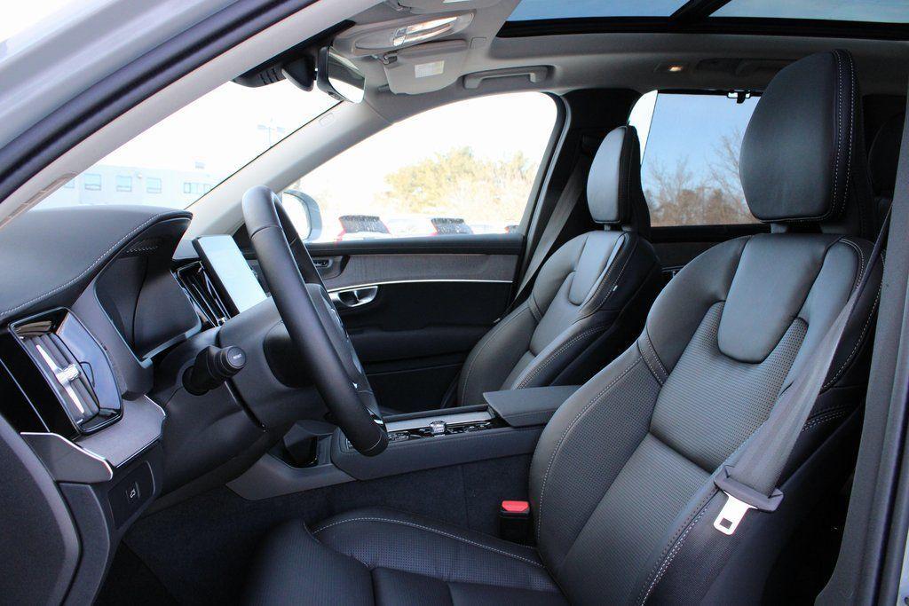 new 2026 Volvo XC90 car, priced at $75,155