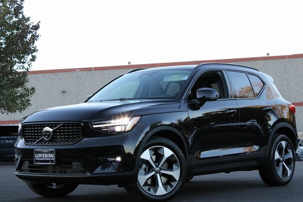 new 2026 Volvo XC40 car, priced at $50,150