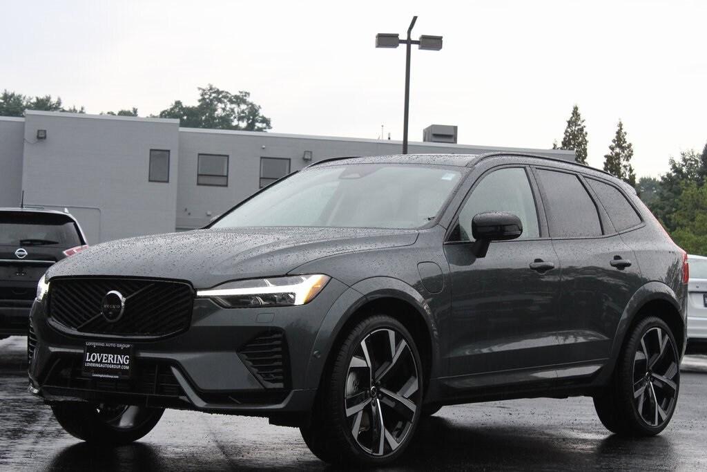 new 2026 Volvo XC60 Plug-In Hybrid car, priced at $80,310