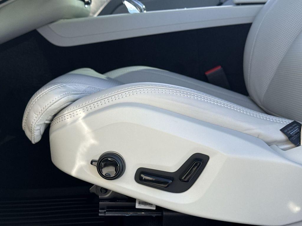 new 2026 Volvo XC60 Plug-In Hybrid car, priced at $80,310