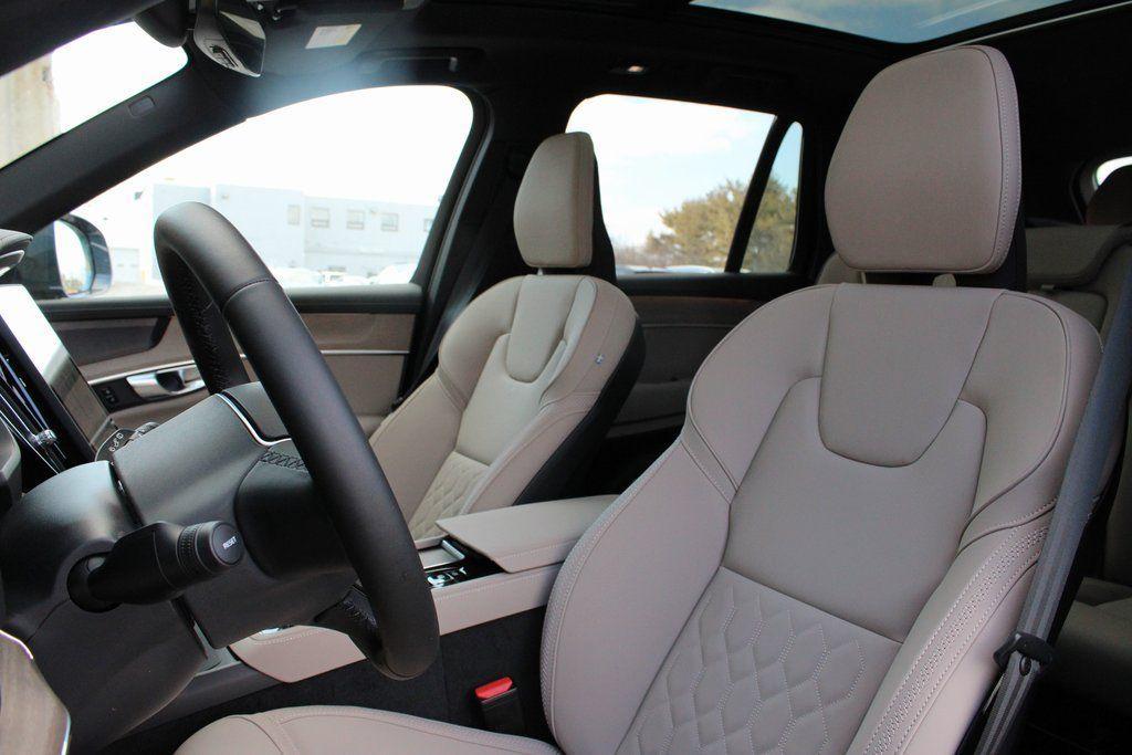 new 2026 Volvo XC90 car, priced at $71,825