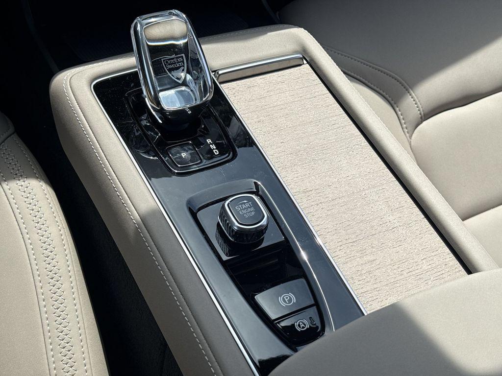 new 2026 Volvo XC90 car, priced at $71,825