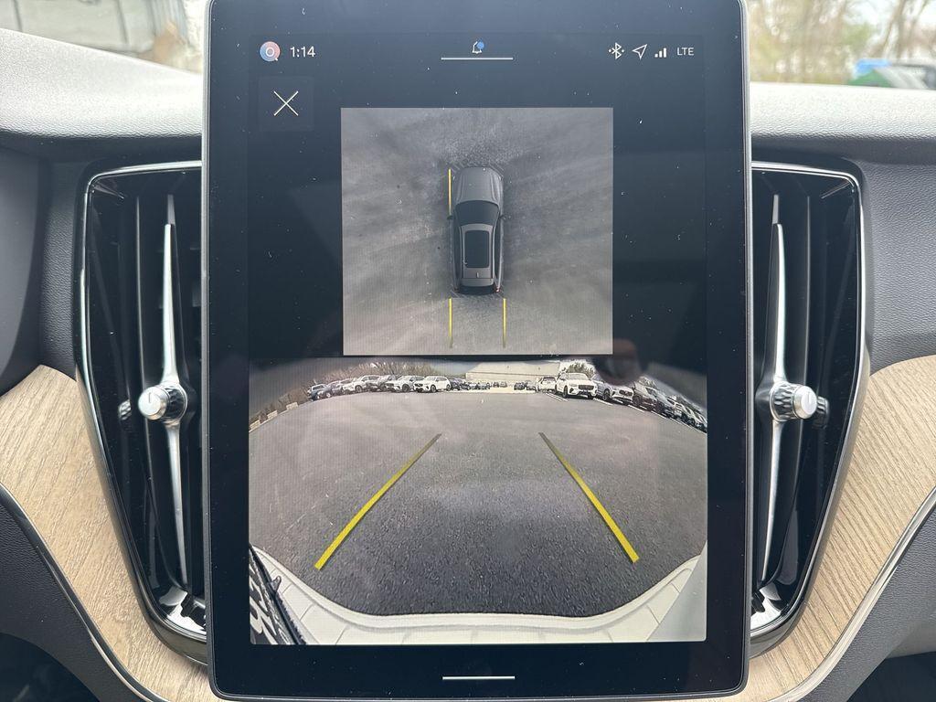 new 2026 Volvo XC60 car, priced at $57,985