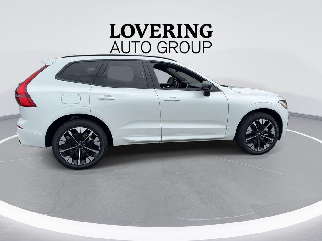 new 2026 Volvo XC60 car, priced at $57,985