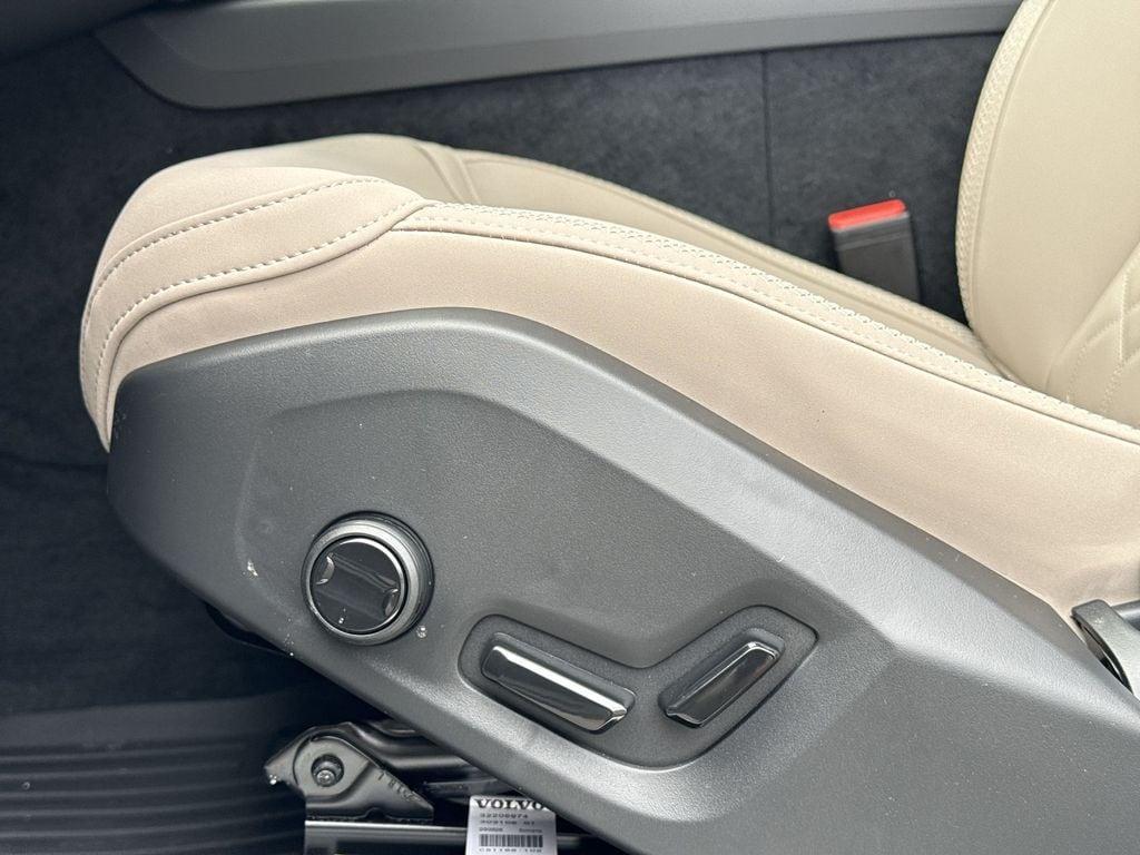 new 2026 Volvo XC60 car, priced at $57,985