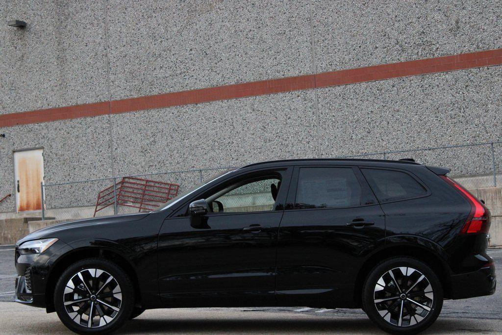 new 2026 Volvo XC60 car, priced at $57,985