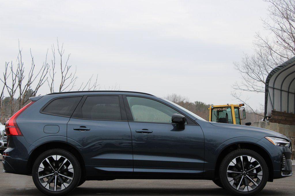 new 2026 Volvo XC60 car, priced at $57,985