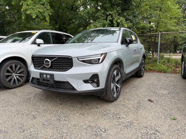 used 2026 Volvo XC40 car, priced at $41,147