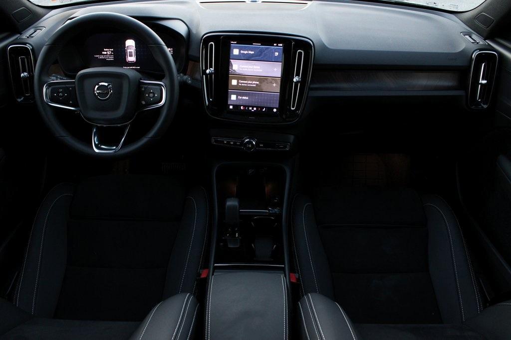 used 2024 Volvo XC40 Recharge Pure Electric car, priced at $32,747