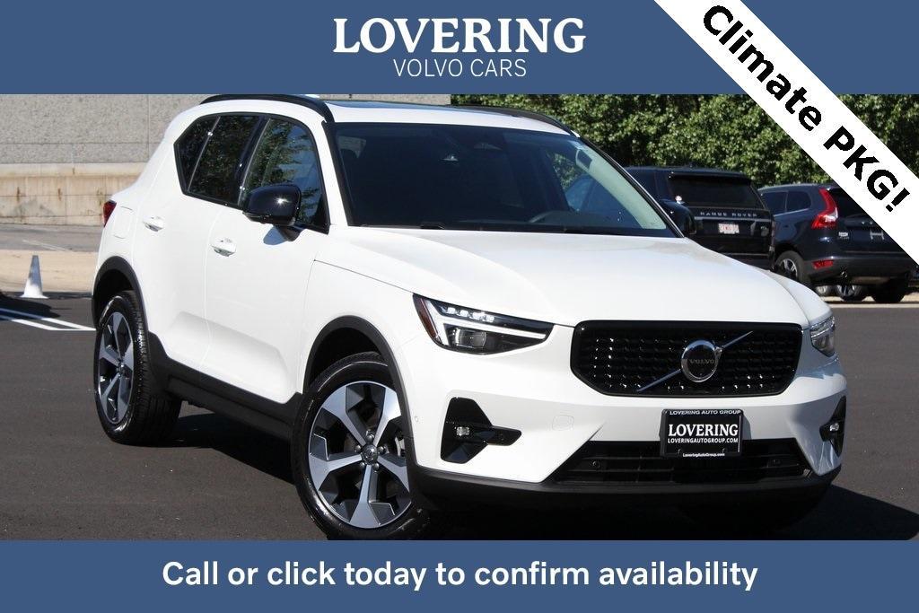 new 2026 Volvo XC40 car, priced at $50,150