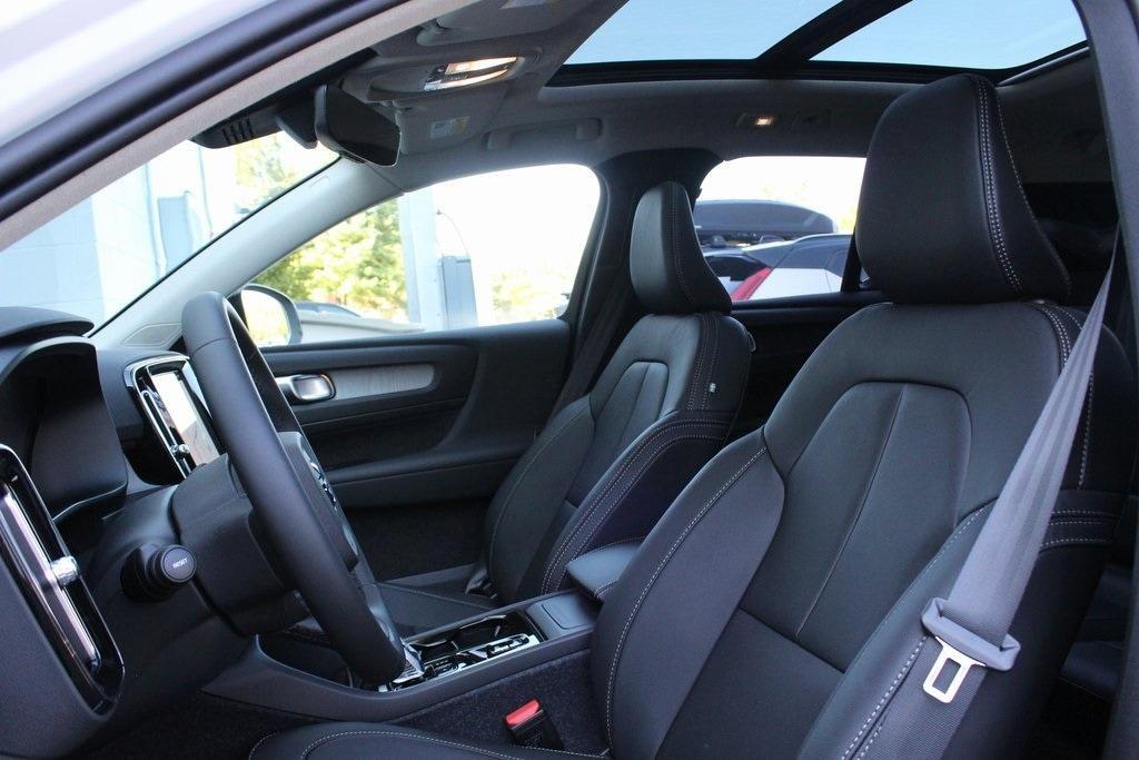 new 2026 Volvo XC40 car, priced at $50,150