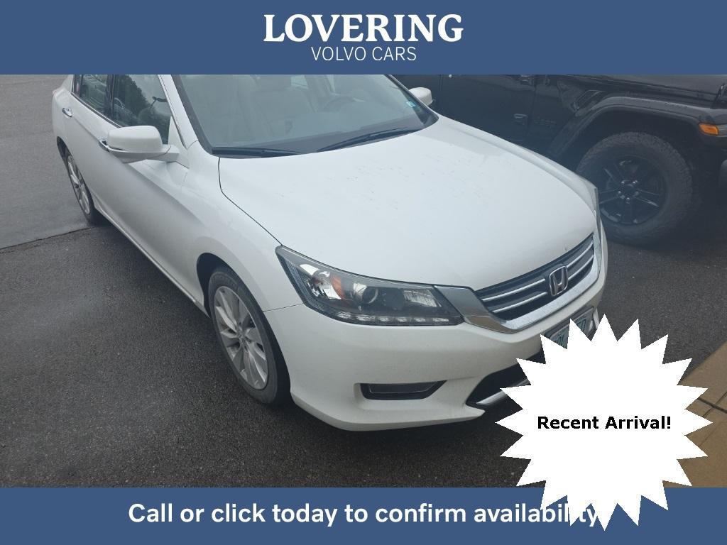 used 2015 Honda Accord car, priced at $15,635