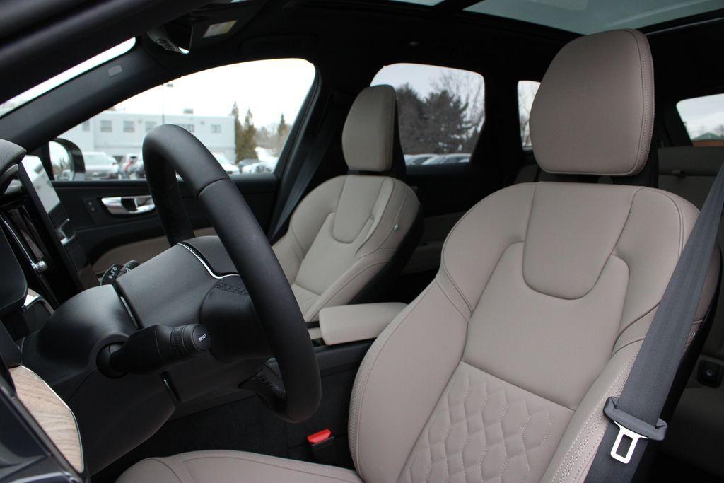 new 2026 Volvo XC60 Plug-In Hybrid car, priced at $69,285