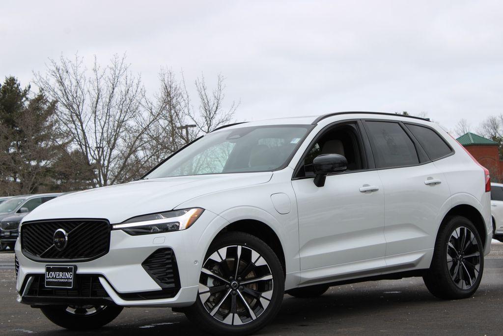 new 2026 Volvo XC60 Plug-In Hybrid car, priced at $69,285