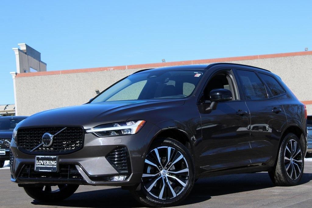 used 2025 Volvo XC60 car, priced at $37,498