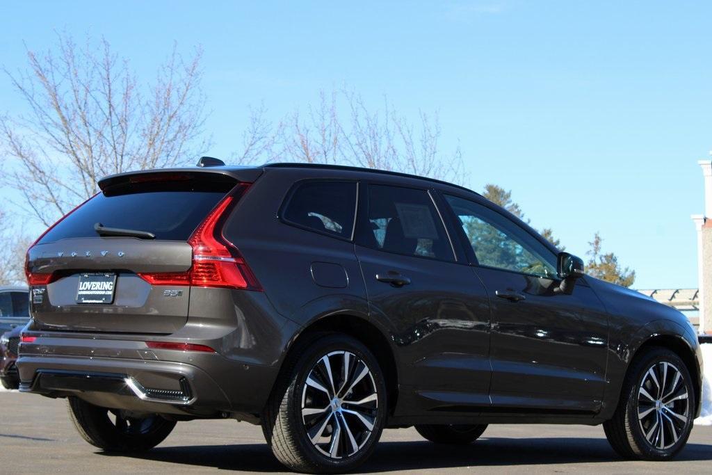 used 2025 Volvo XC60 car, priced at $37,498