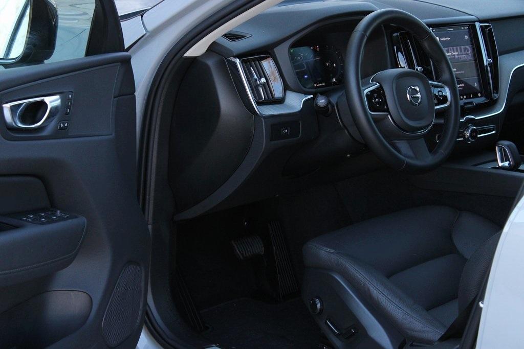 used 2025 Volvo XC60 car, priced at $37,498