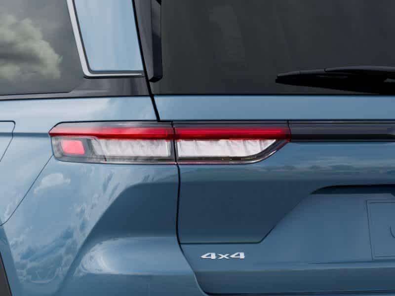 new 2026 Jeep Grand Cherokee car, priced at $44,038