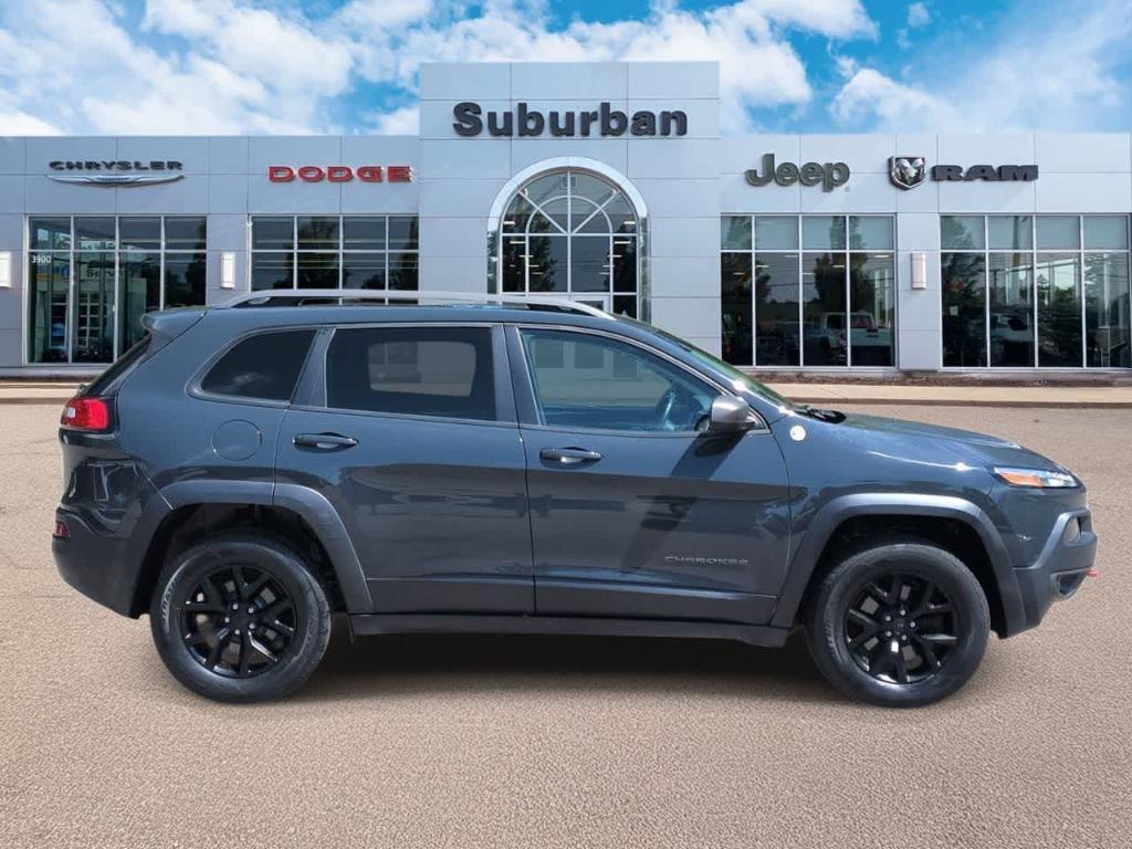 used 2017 Jeep Cherokee car, priced at $11,024