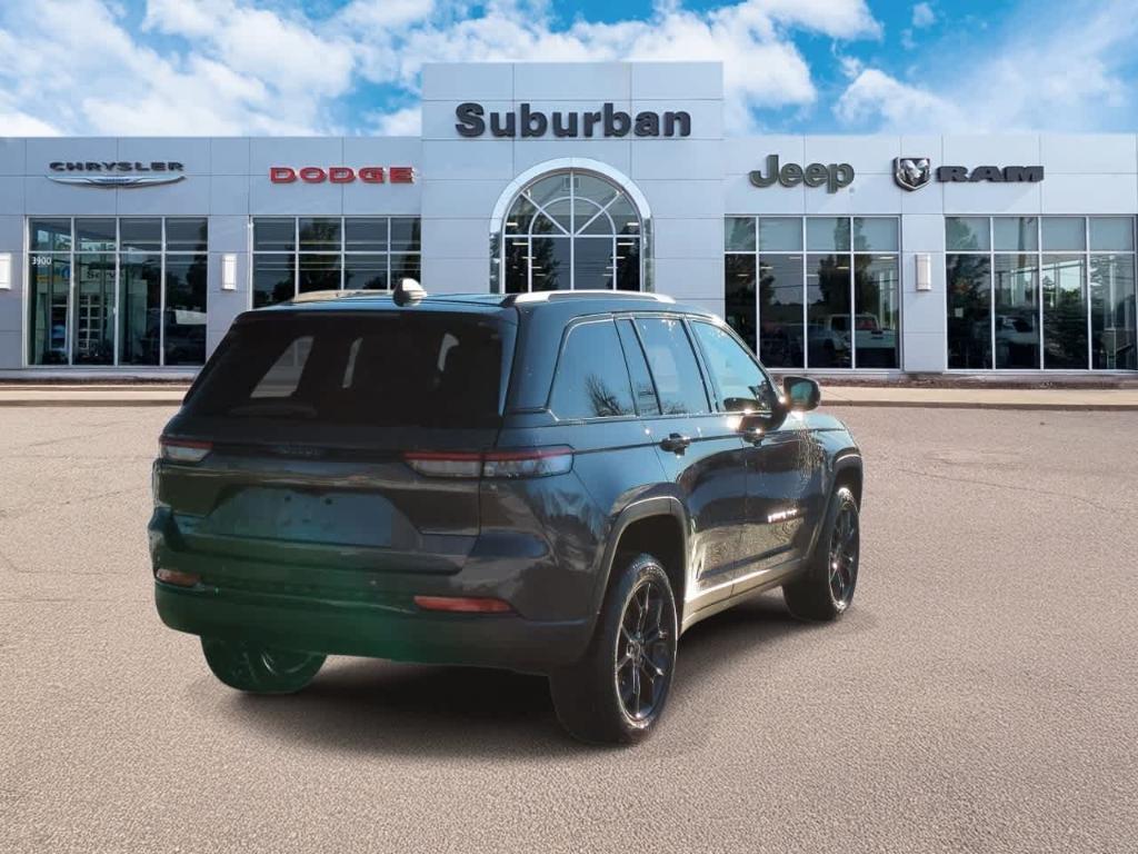 new 2025 Jeep Grand Cherokee car, priced at $44,308