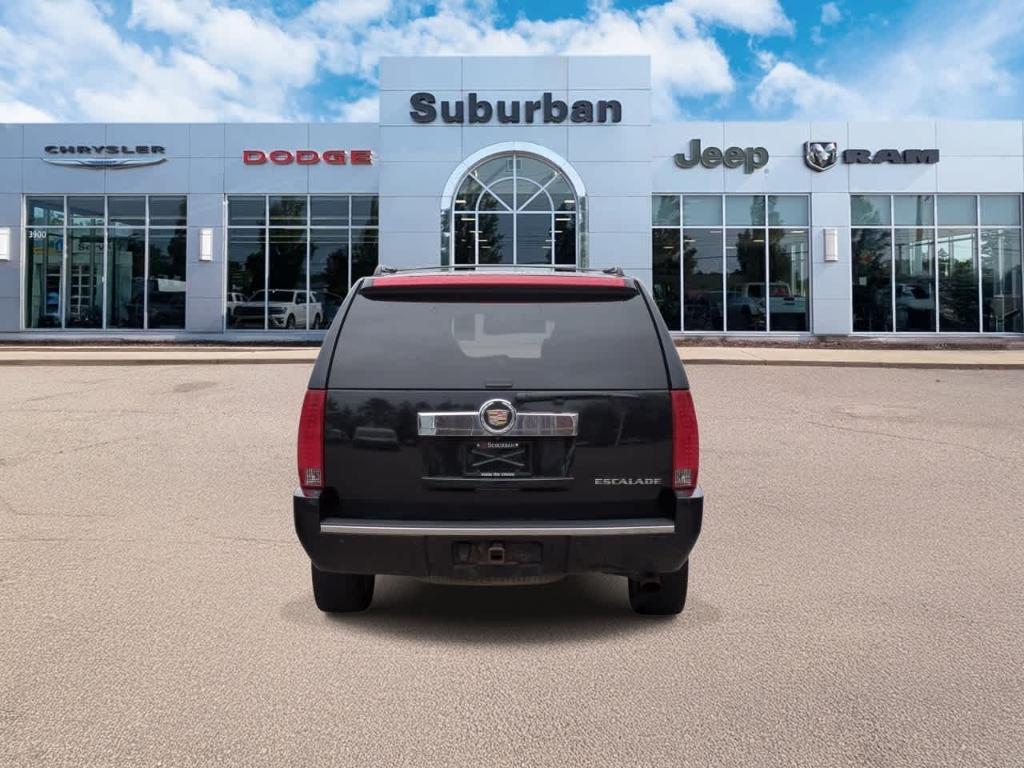 used 2013 Cadillac Escalade ESV car, priced at $9,579