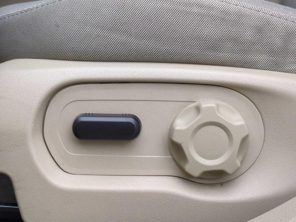 used 2017 Ford Taurus car, priced at $8,500