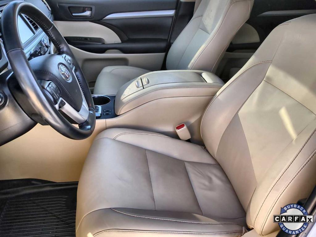 used 2019 Toyota Highlander car, priced at $24,865