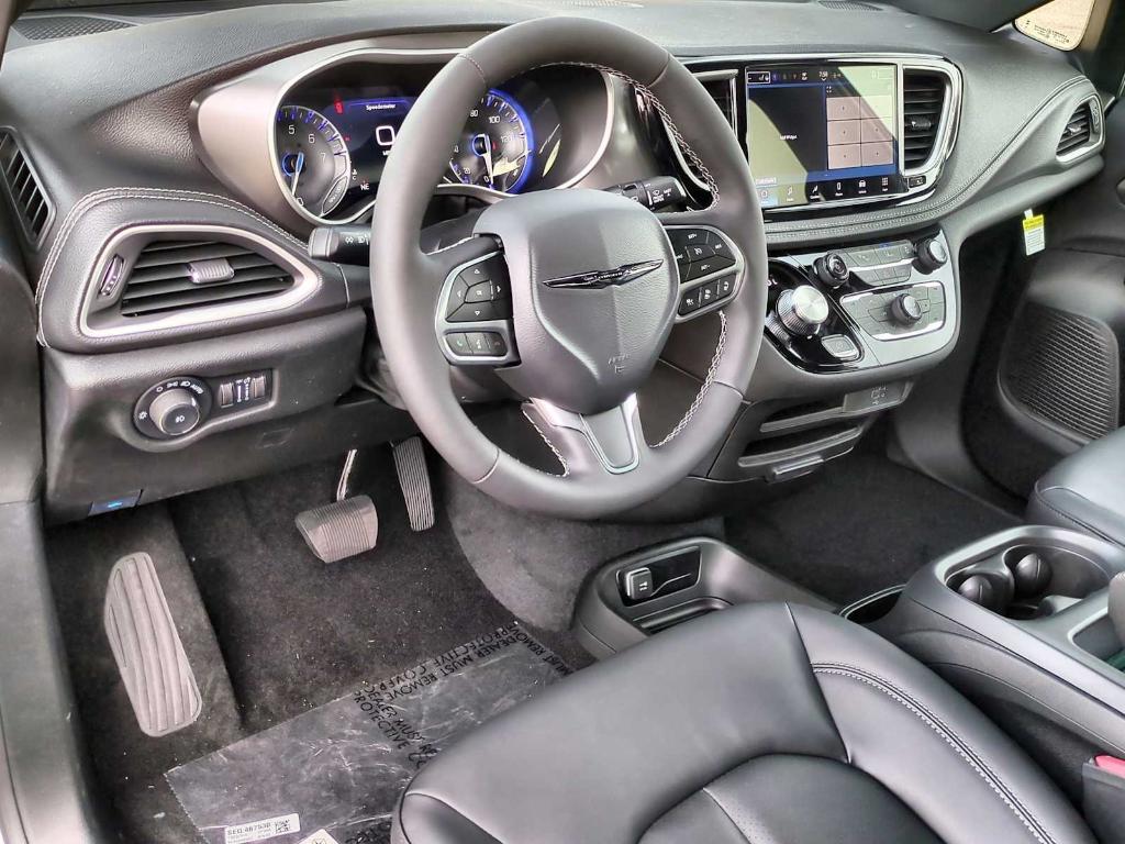new 2026 Chrysler Pacifica car, priced at $42,426