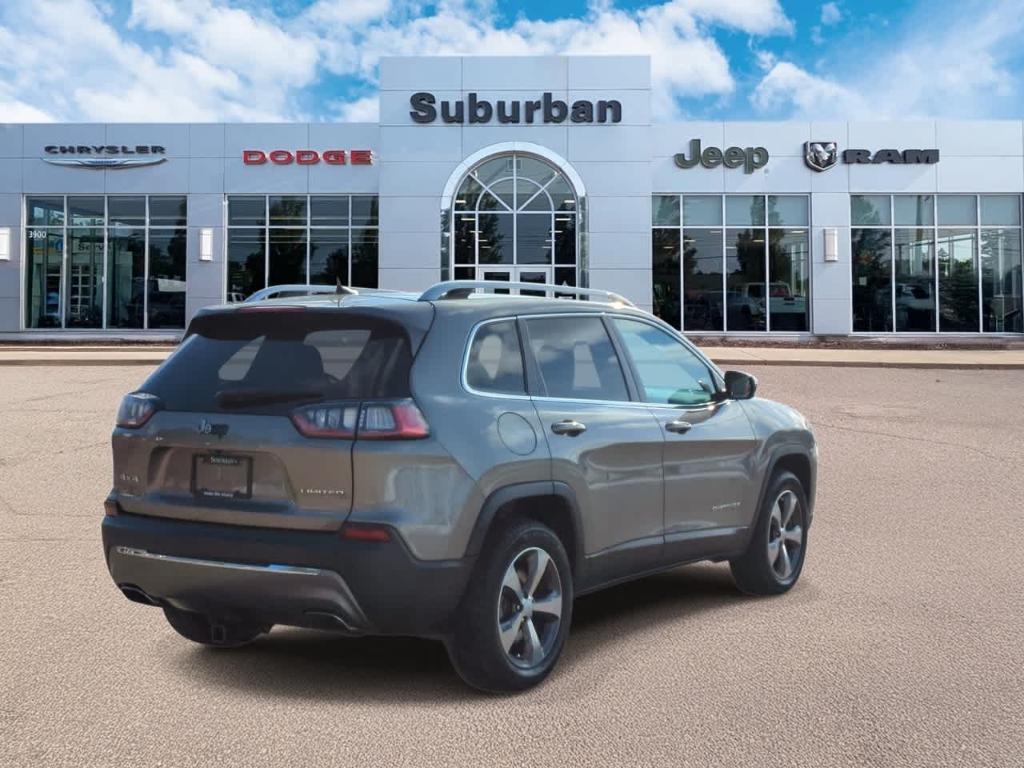 used 2020 Jeep Cherokee car, priced at $18,295