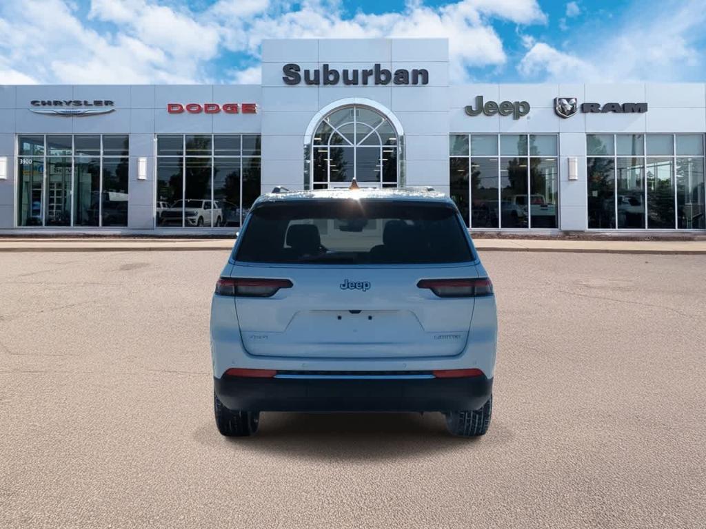 new 2025 Jeep Grand Cherokee L car, priced at $39,595