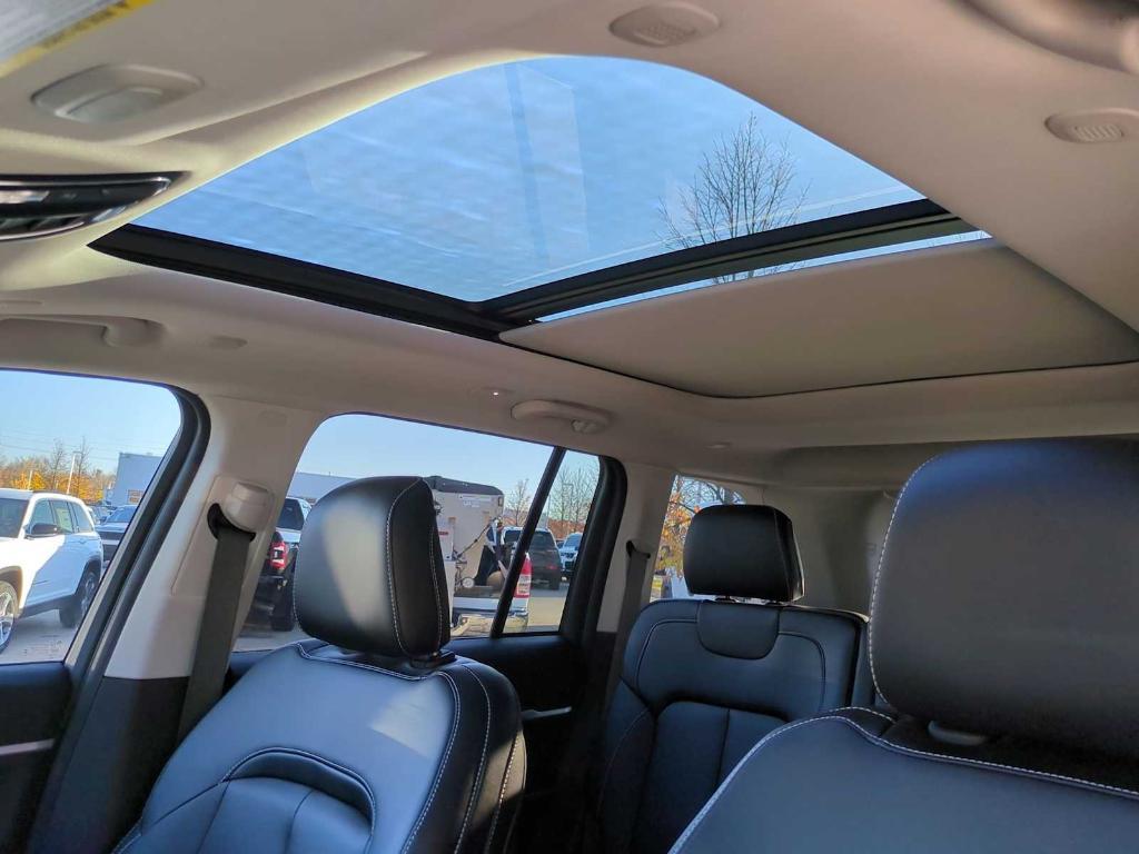 used 2024 Jeep Grand Cherokee 4xe car, priced at $29,990