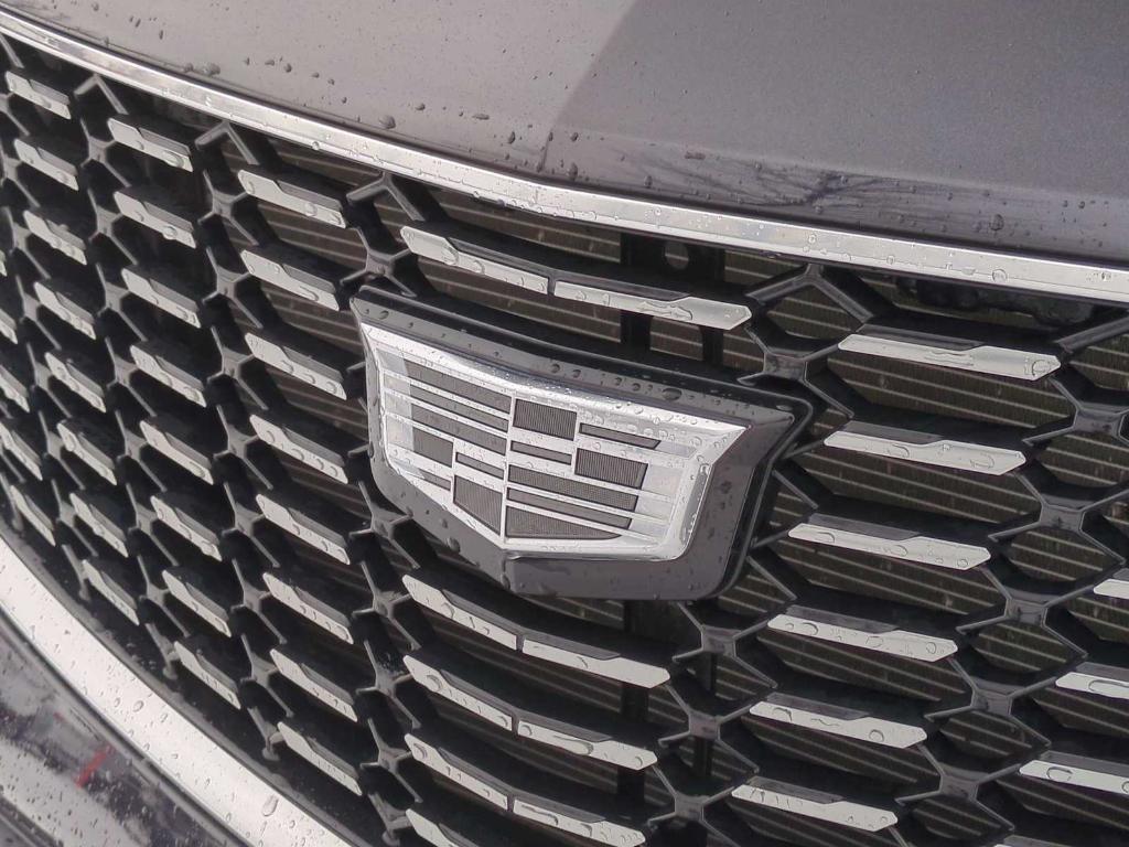 used 2022 Cadillac XT4 car, priced at $23,990