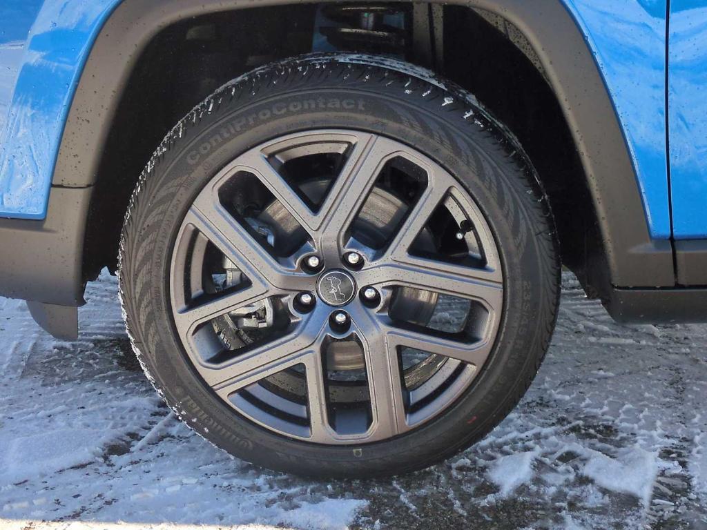 new 2026 Jeep Compass car, priced at $31,722