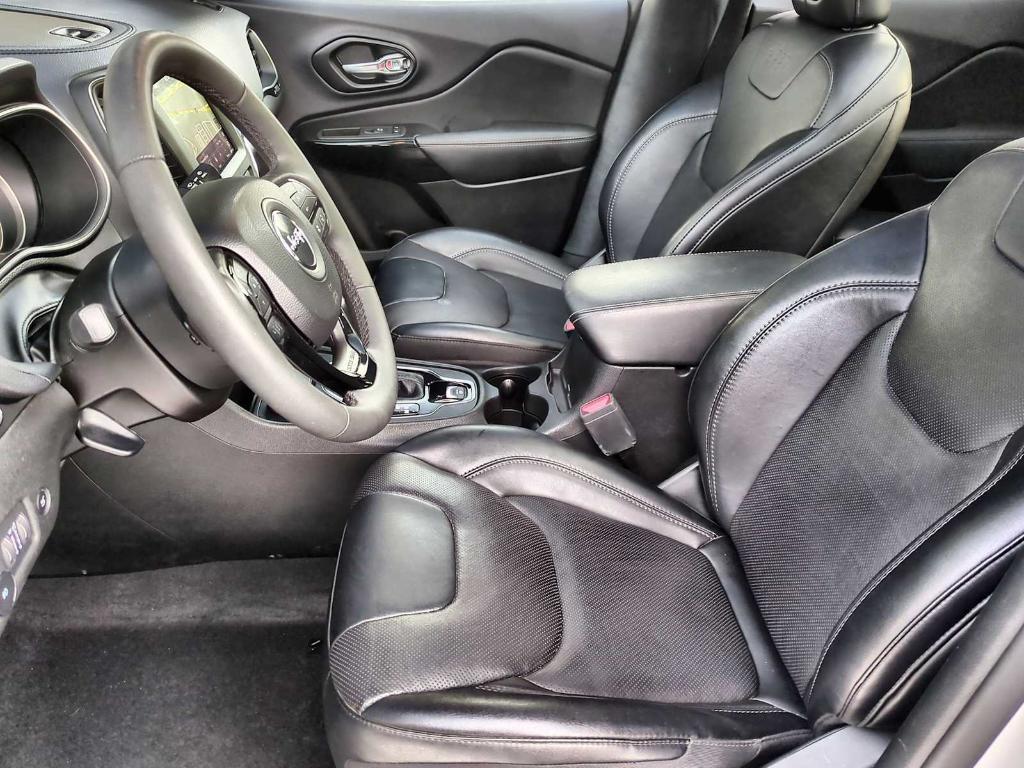 used 2023 Jeep Cherokee car, priced at $23,995