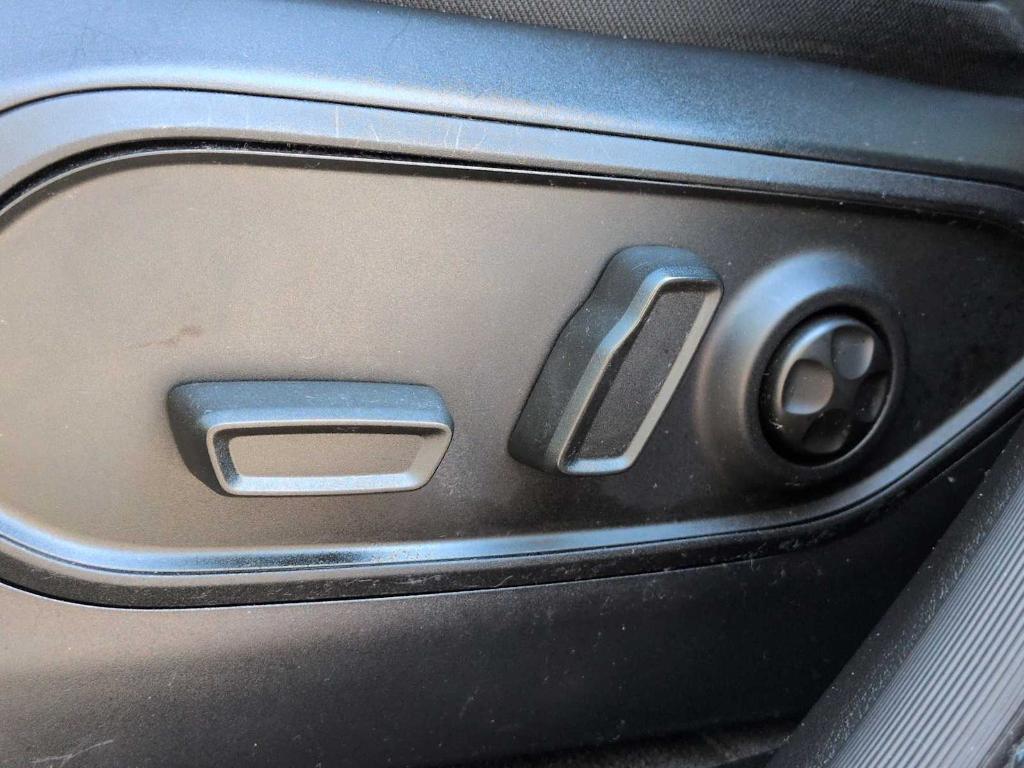 used 2024 Jeep Grand Cherokee car, priced at $33,495