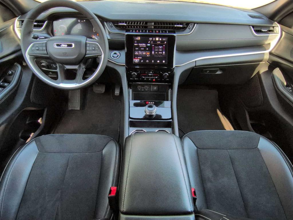 used 2024 Jeep Grand Cherokee car, priced at $33,495