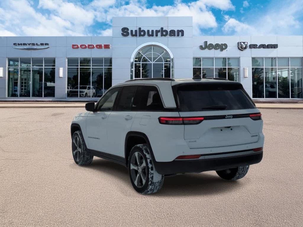 new 2026 Jeep Grand Cherokee car, priced at $42,864