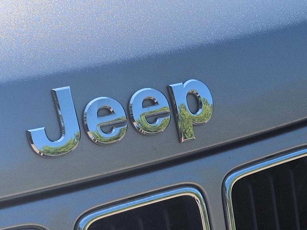 used 2014 Jeep Grand Cherokee car, priced at $9,296