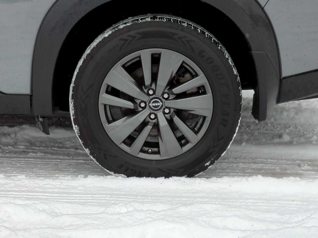 used 2022 Nissan Pathfinder car, priced at $21,243