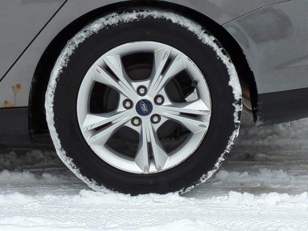 used 2014 Ford Focus car, priced at $3,995